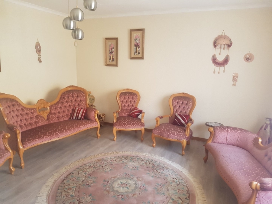 2 Bedroom Property for Sale in Flimieda North West